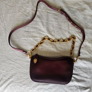 Coach Swinger Bag With Chain in Burgondy and Brass (NWOT)